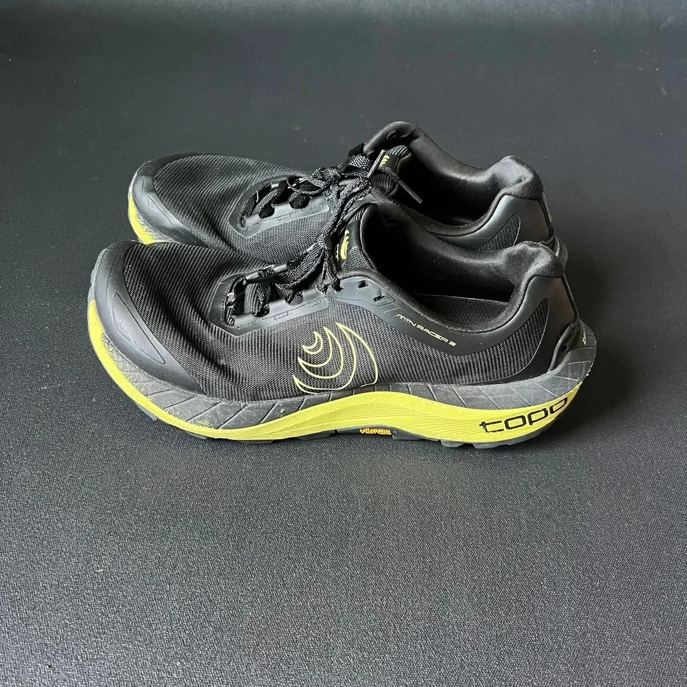 Topo Athletic MTN Racer 3 Mens 9.5 Trail Running Shoes Black Lime Vibram ZipFoam